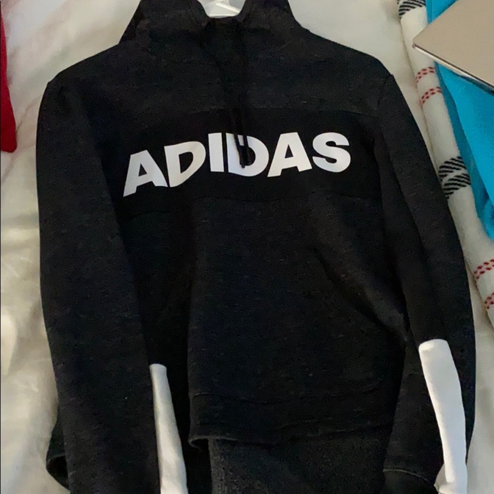 Women’s Adidas sweatshirt